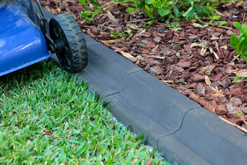 Adbri Masonry Lawn Edge 230x110x80mm