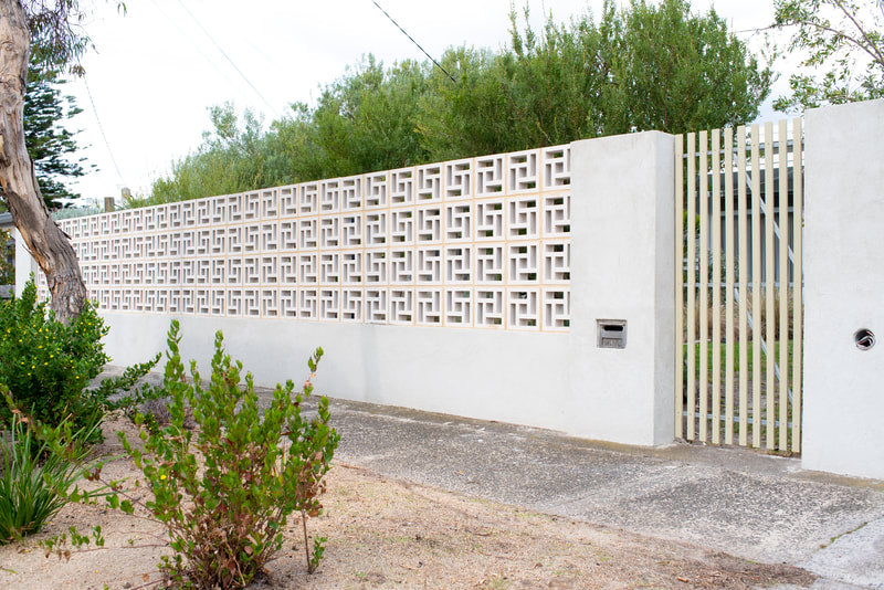 Breeze block store wall